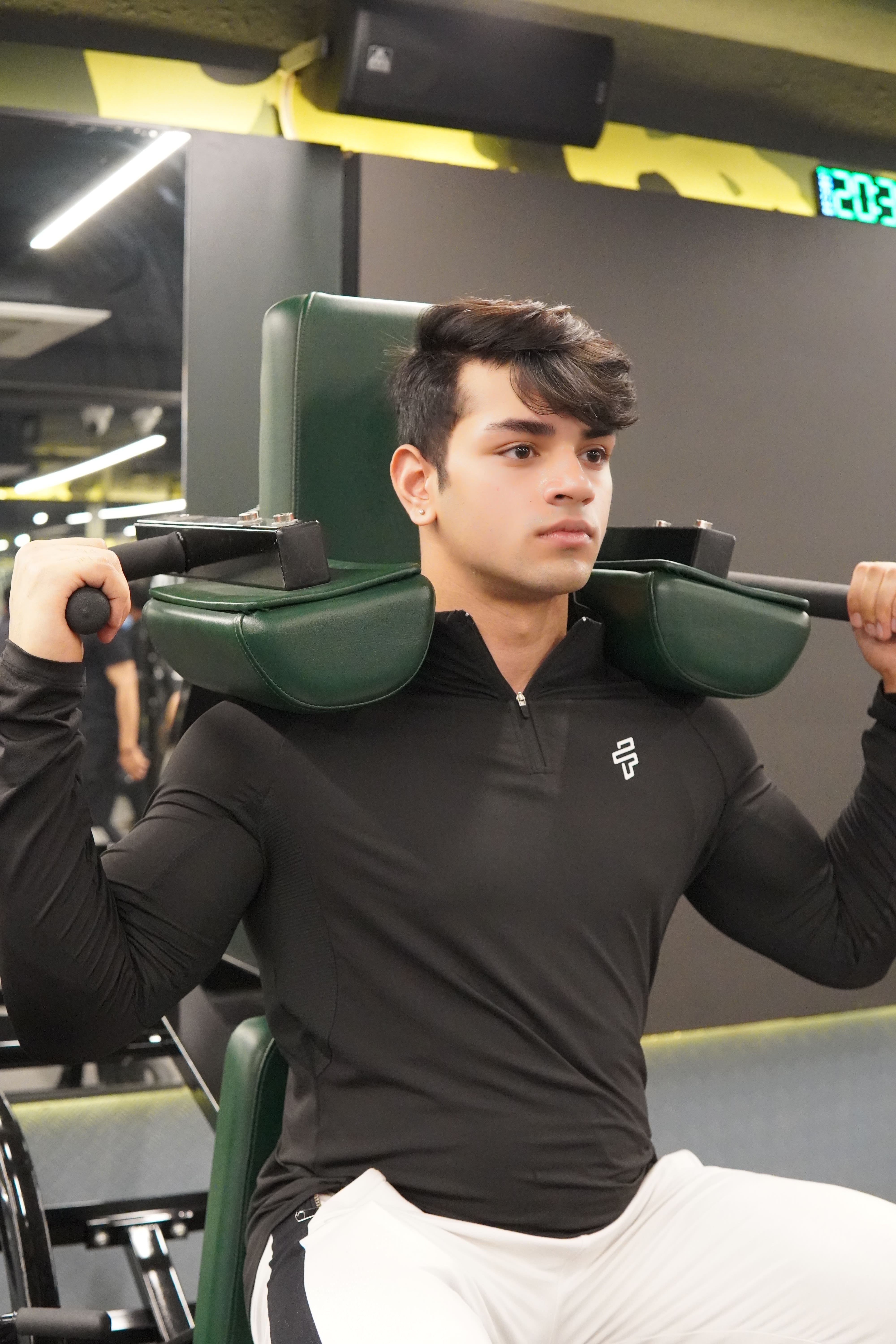 Flecto athletic t-shirt engineered for gym performance and comfort